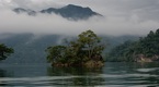 Hồ Ba Bể - nét đẹp hoang sơ giữa núi rừng